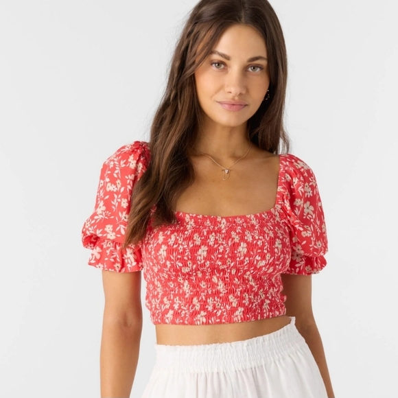 O'Neill Lorna Short Sleeve Floral Smocked Crop Top Size Medium - Picture 1 of 12